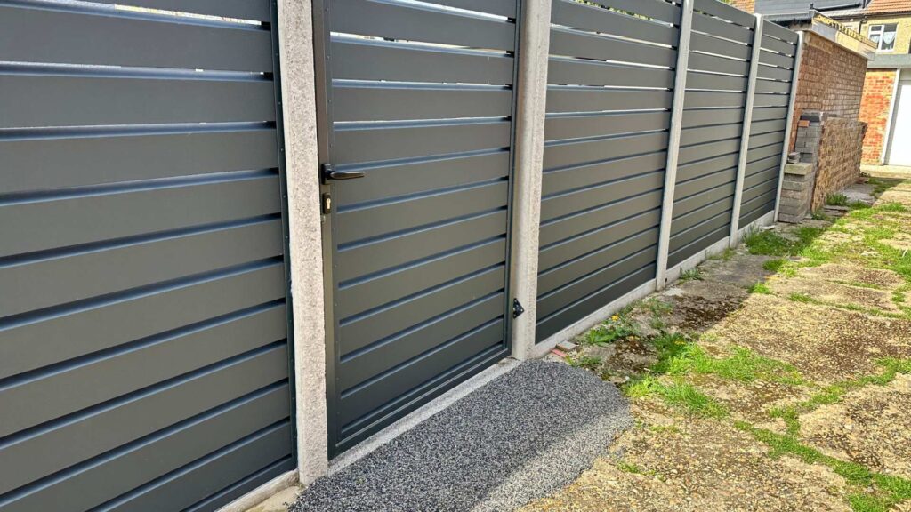 Fence Finish